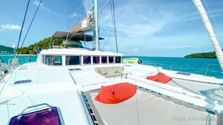 Palm Breeze 50 sailing catamaran for birthday cruises in Phuket (4)