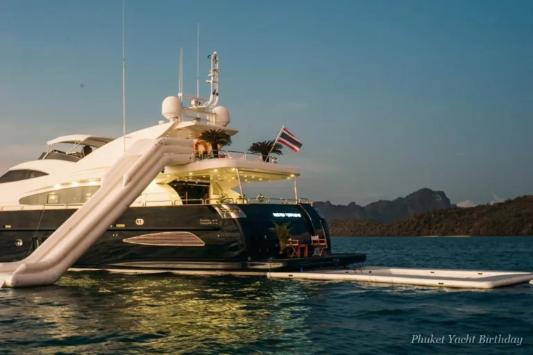 Turquoise Lagoon 102 superyacht with sea pool and jet skis in Phuket (2)